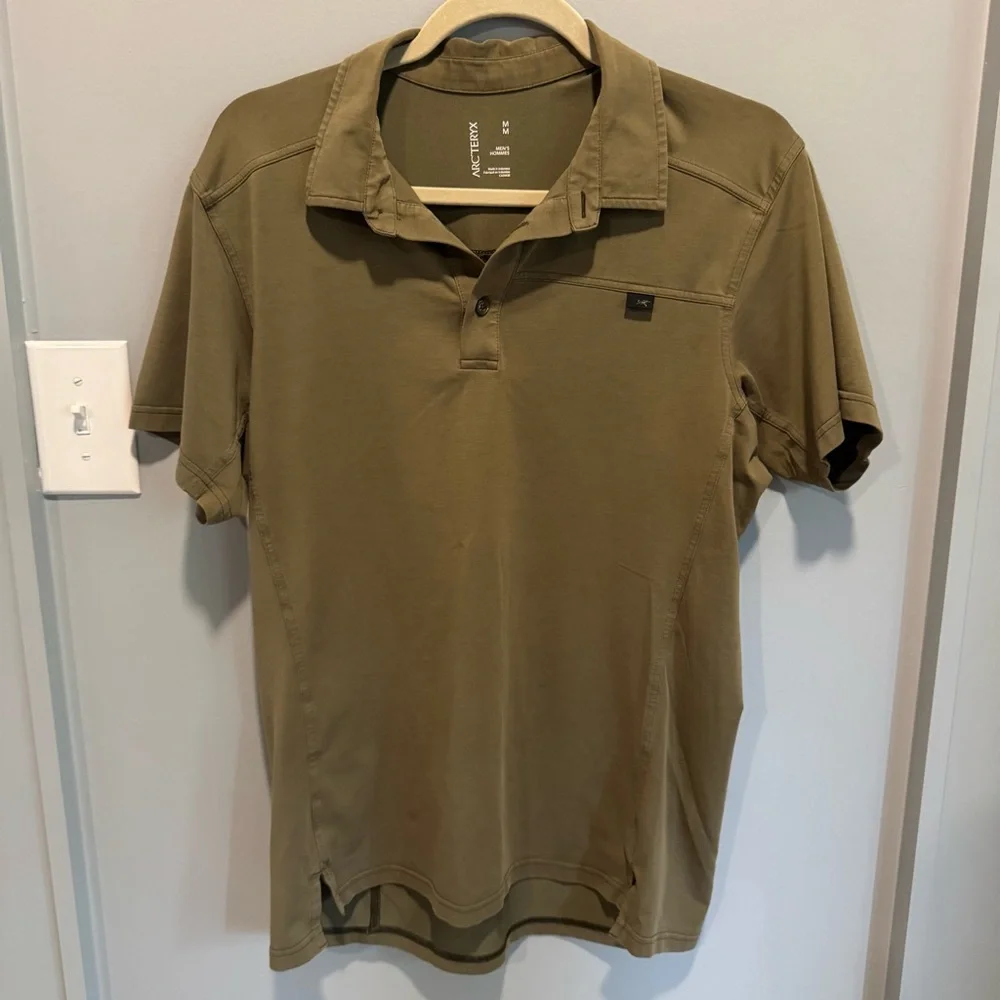 Arc'teryx Captive Polo Olive Green Polo Shirt - Picture 1 of 1